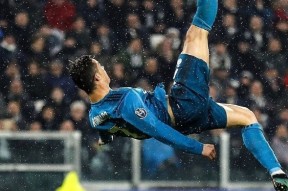 PG电子-包含C罗在加拿大队比赛中高光表现，战术调整引发热议！的词条