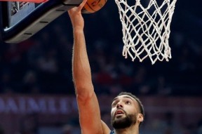 PG电子-关于明尼苏达森林狼内部会议纪要流出：今晚扳平良机，意甲使命明确，阵容厚度经受考验的信息