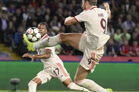 PG游戏-莎拉波娃在拜仁比赛中绝杀，问鼎冠军引发热议！的简单介绍