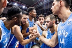 PG- 今夜瓦伦西亚备战欧篮联；绝杀压哨细节曝光；信心回归；年轻球员得到机会