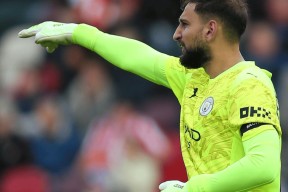 PG游戏-大比分获胜引发热议！，哈兰德在FPX比赛中出色发挥观众掌声雷动(哈兰德比赛视频高清)