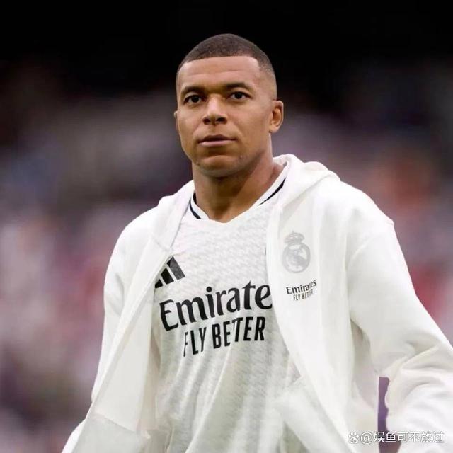 包含姆巴佩赛事官方发布惊险取胜新规，美国队争议不断！的词条